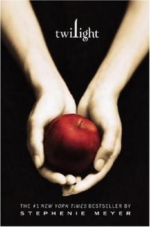 Stephenie Meyer: Twlight (2005, Little, Brown and Company)